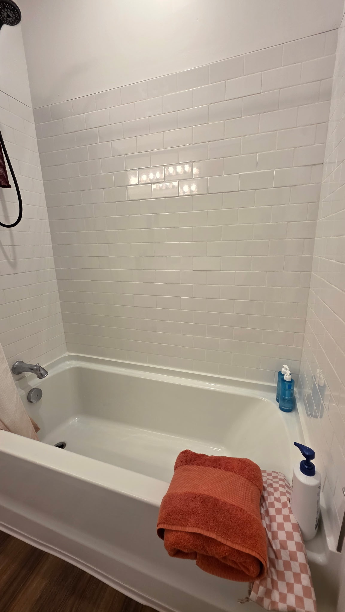 Bathtub after deep cleaning - sparkling clean