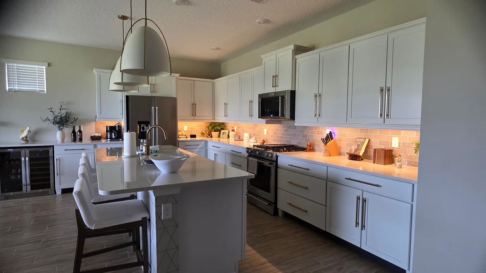 Kitchen with island after deep cleaning in Ocala
