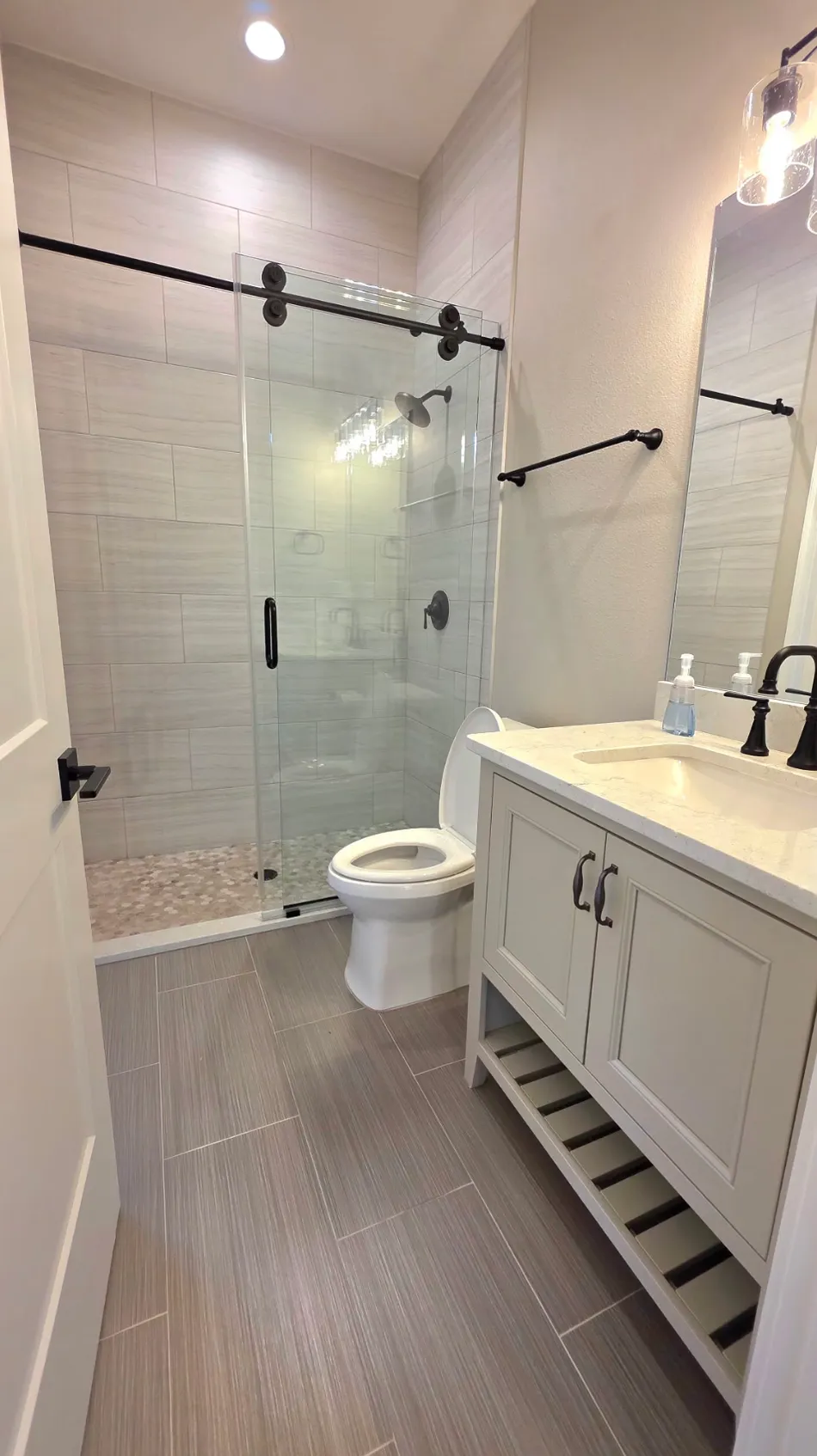 Glass shower after cleaning in Ocala home